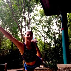 Meet your Posher, Lourdes